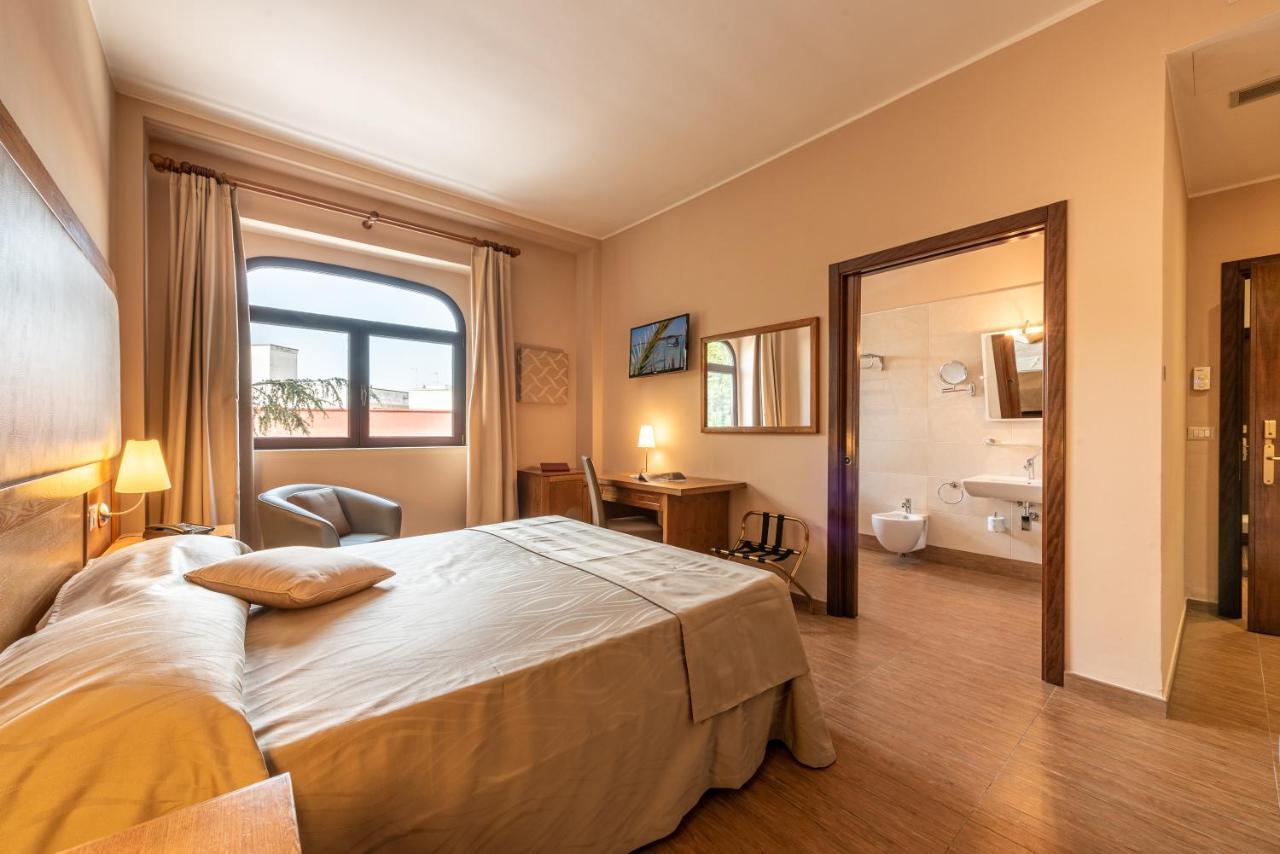 Leone De Castris Wine Hotel Salice Salentino Kültér fotó